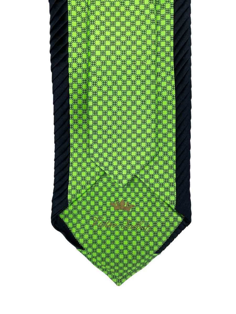 Emerald Green Dot Inset with Black Pleated Border Detail Necktie & Poc ...