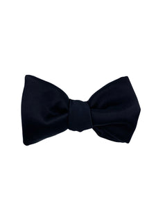 black silk pre tied bow made in italy